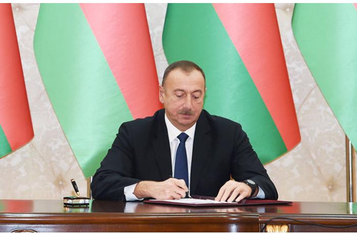 Azərbaycan Respublikası Qeyri-Hökumət Təşkilatlarına Dövlət Dəstəyi Agentliyinin fəaliyyətinin təkmilləşdirilməsi və bununla əlaqədar Azərbaycan Respublikası Prezidentinin bəzi fərmanlarında və sərəncamlarında dəyişiklik edilməsi haqqında Azərbaycan Respublikası Prezidentinin Fərmanı