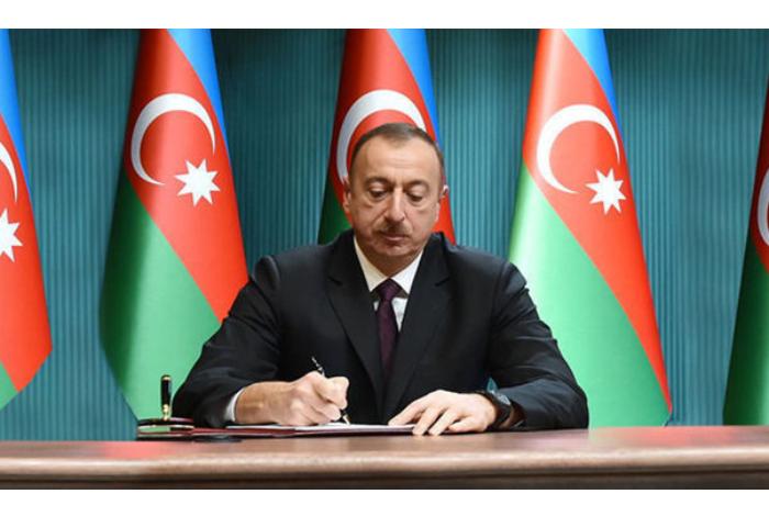 Azərbaycan Respublikası Prezidentinin sərəncamı ilə bəzi qanunlarda  dəyişiklik edilməsi haqqında