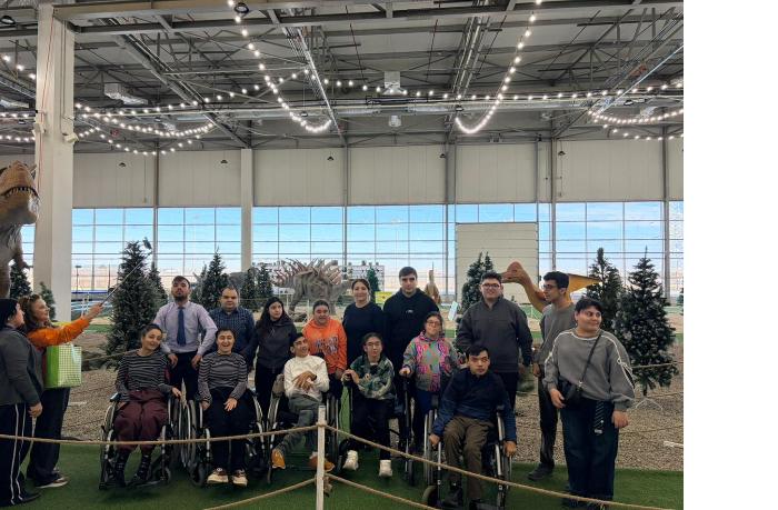 Əlilliyi Olan Uşaq və Gənclər üçün Dinozavr Tematik Parkına Maarifləndirici Səfər Təşkil Olunub